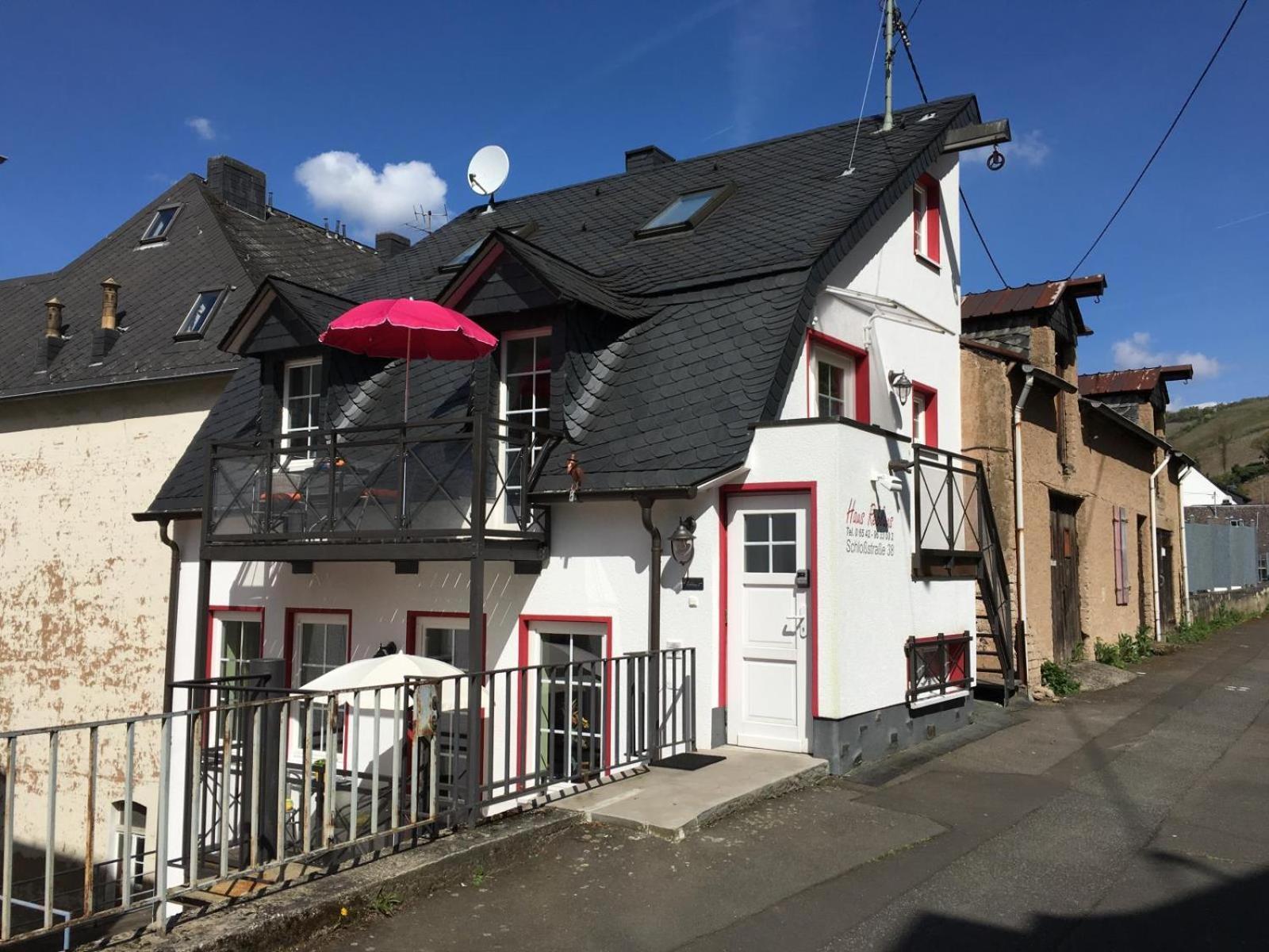 Mosel Ferienhaus Reblaus Целль-ан-дер-Мозель Экстерьер фото